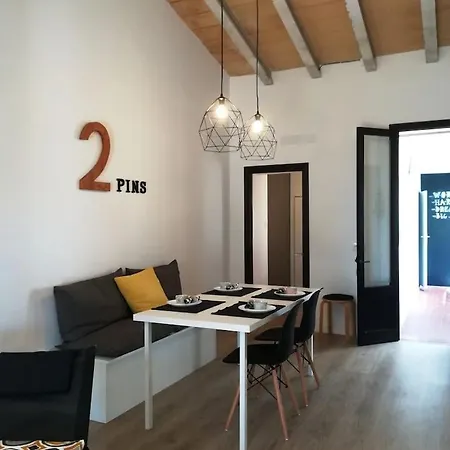 Casa 2 Pins